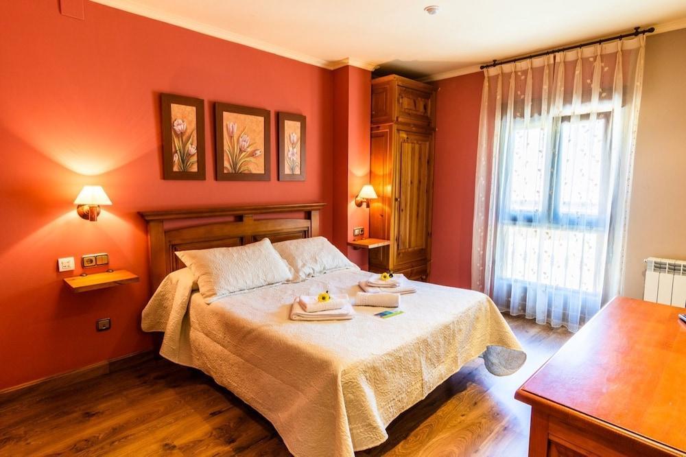 Hotel Pena Pandos 펠레초사 외부 사진