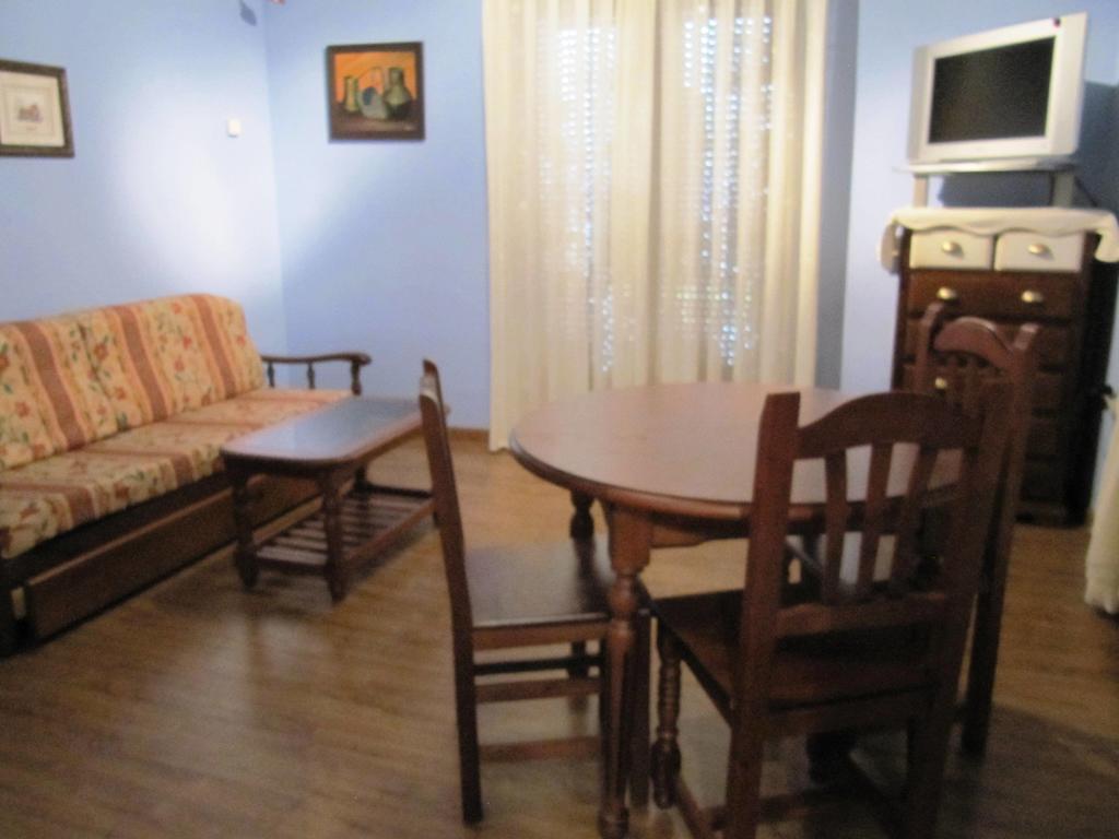 Hotel Pena Pandos 펠레초사 외부 사진