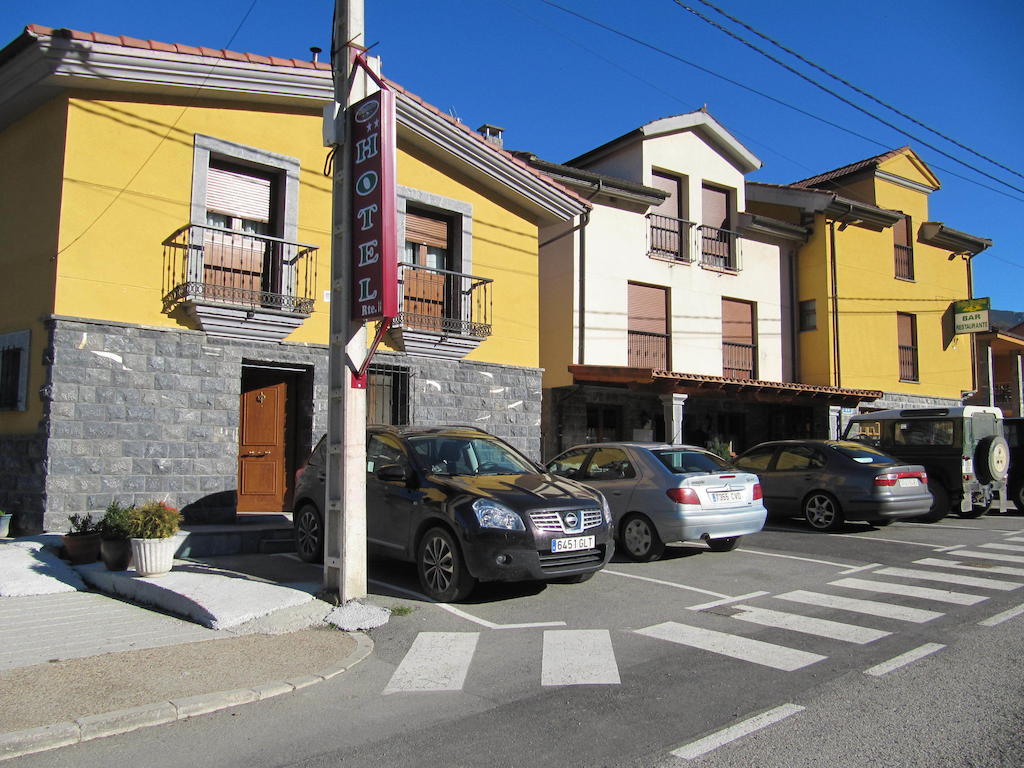 Hotel Pena Pandos 펠레초사 외부 사진