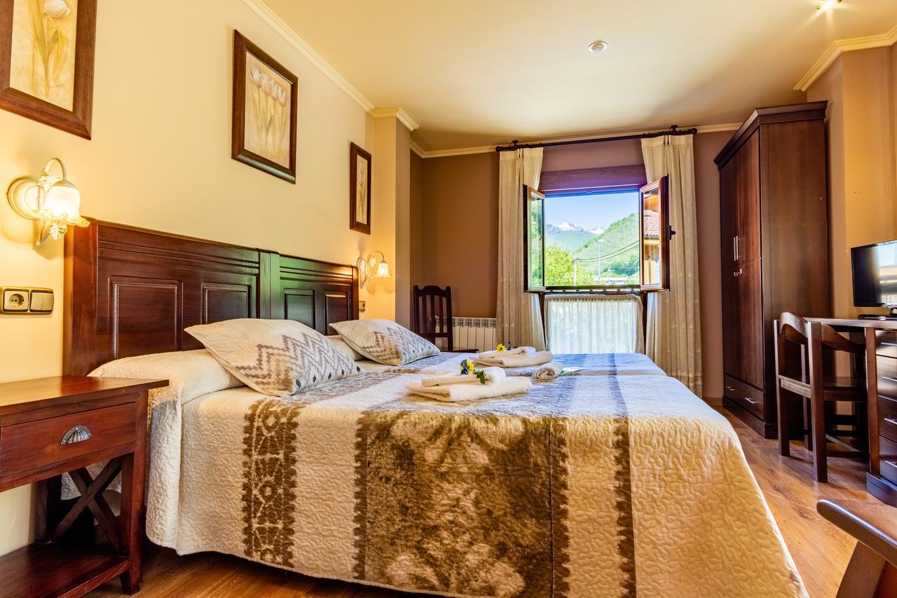 Hotel Pena Pandos 펠레초사 외부 사진