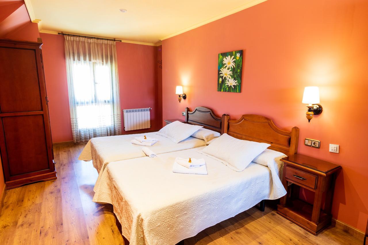 Hotel Pena Pandos 펠레초사 외부 사진