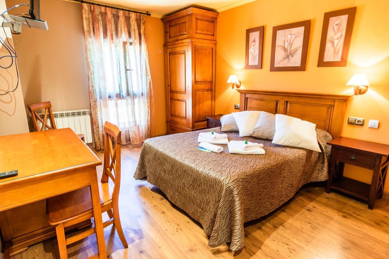 Hotel Pena Pandos 펠레초사 외부 사진
